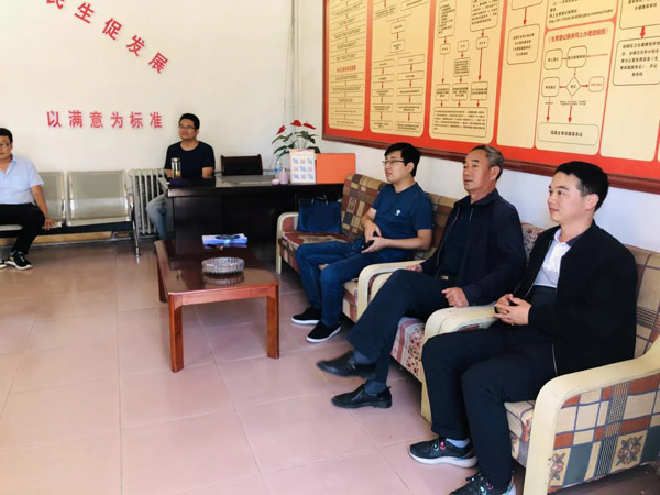 泓源公司慰問(wèn)供熱三期項目一線(xiàn)工作人員(圖2) 泓源公司慰問(wèn)供熱三期項目一線(xiàn)工作人員(圖2)
