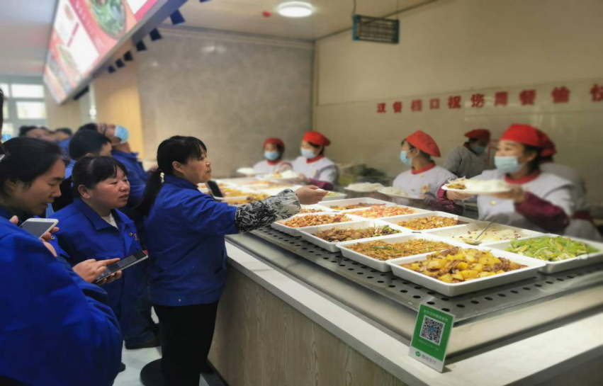 中小企業(yè)孵化基地餐廳完成改造升級投入運營(yíng)(圖2) 中小企業(yè)孵化基地餐廳完成改造升級投入運營(yíng)(圖2)