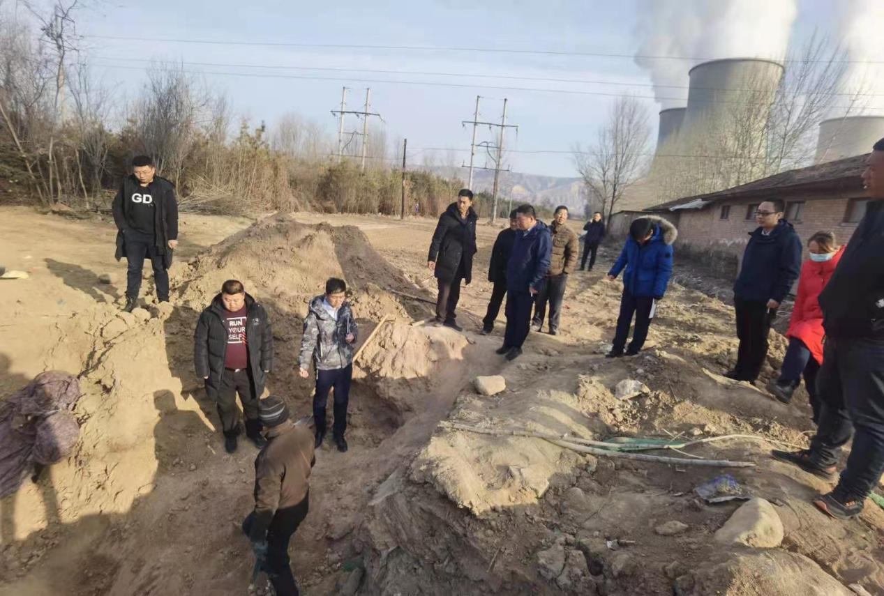 泓源公司組織開(kāi)展平?jīng)龉I(yè)園區供熱三期(東七路—涇河大道段)工程竣工驗收(圖2) 泓源公司組織開(kāi)展平?jīng)龉I(yè)園區供熱三期(東七路—涇河大道段)工程竣工驗收(圖2)