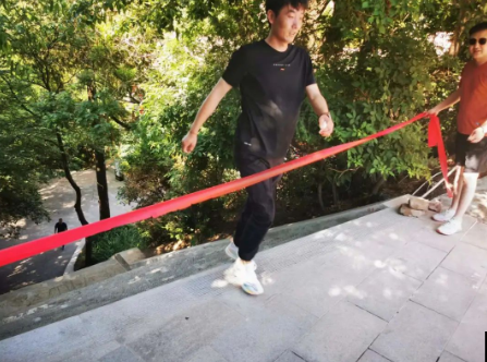 助力文旅市場(chǎng) 展示產(chǎn)投風(fēng)采——市產(chǎn)投集團組織開(kāi)展員工登山比賽活動(dòng)(圖9) 助力文旅市場(chǎng) 展示產(chǎn)投風(fēng)采——市產(chǎn)投集團組織開(kāi)展員工登山比賽活動(dòng)(圖9)