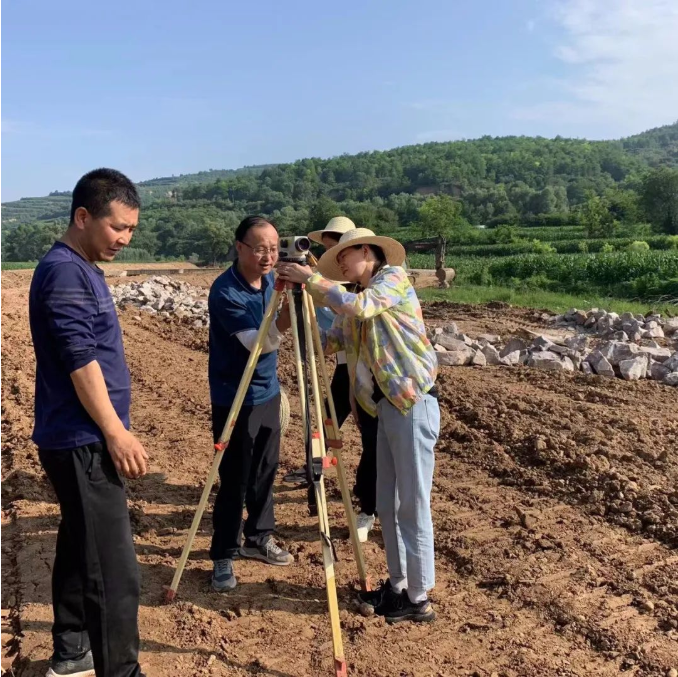 市產(chǎn)投集團百名員工下一線(xiàn)真磨礪練本領(lǐng)(圖3) 市產(chǎn)投集團百名員工下一線(xiàn)真磨礪練本領(lǐng)(圖3)